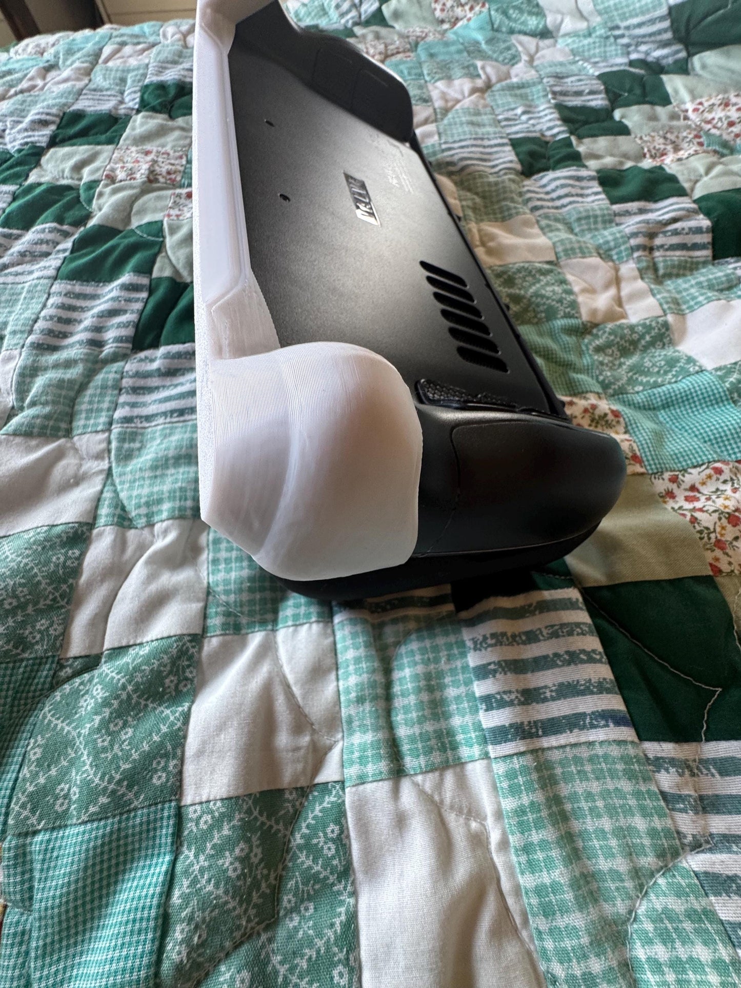 Steam Deck Front Slip-On Travel Shield – Shield Your Screen, Thumbsticks & Triggers